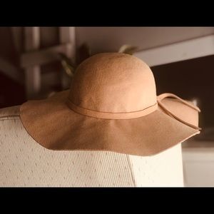 Floppy Hat from Amsterdam